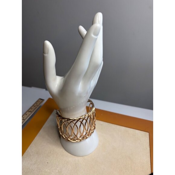 Vintage Gold-Toned Openwork Cuff Bracelet With Twisted Wire Design - Picture 7 of 12